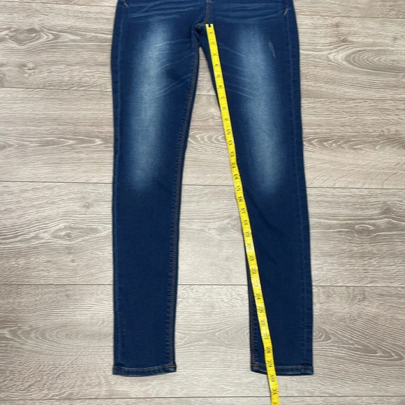 Express Jeans Mid Rise Supersoft Legging 2 - Picture 10 of 15